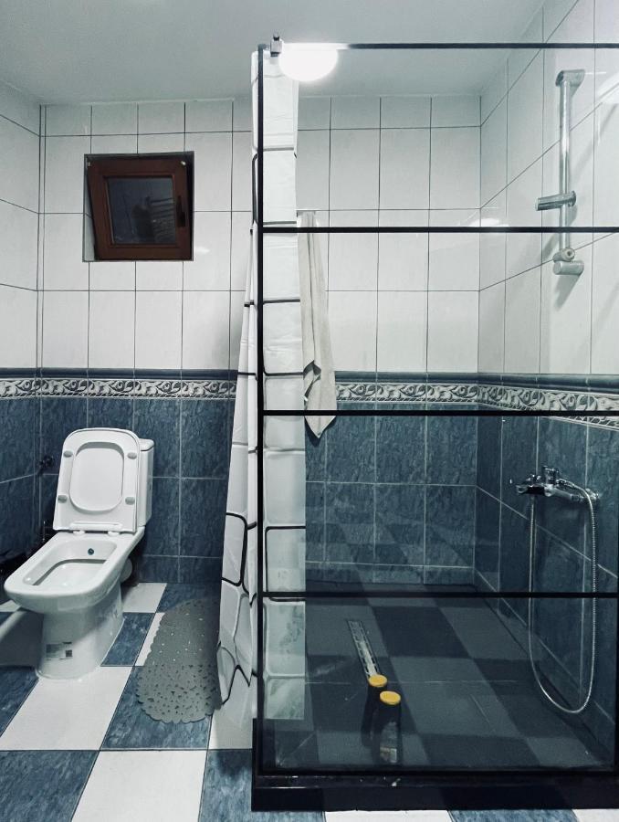 Hostel Prishtina Backpackers Приштина Екстер'єр фото
