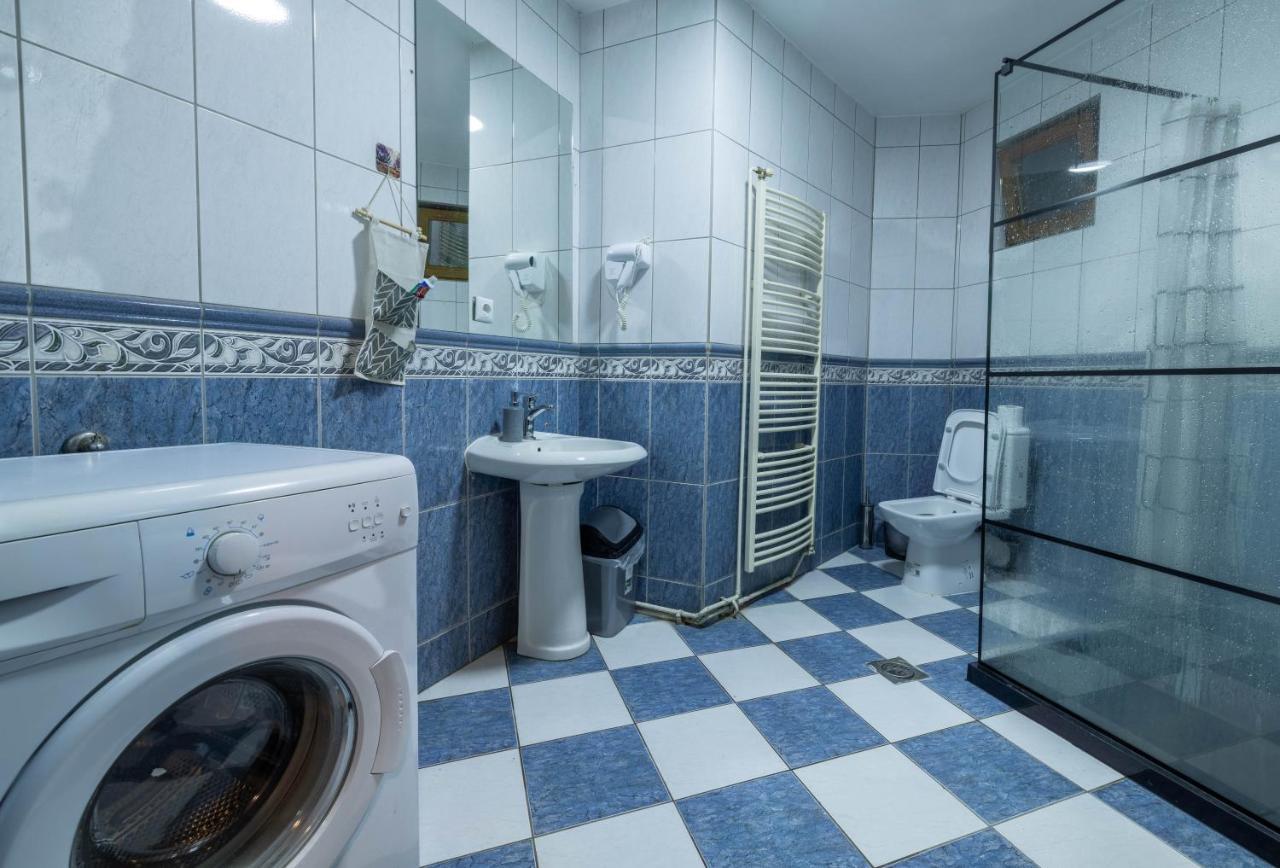 Hostel Prishtina Backpackers Приштина Екстер'єр фото