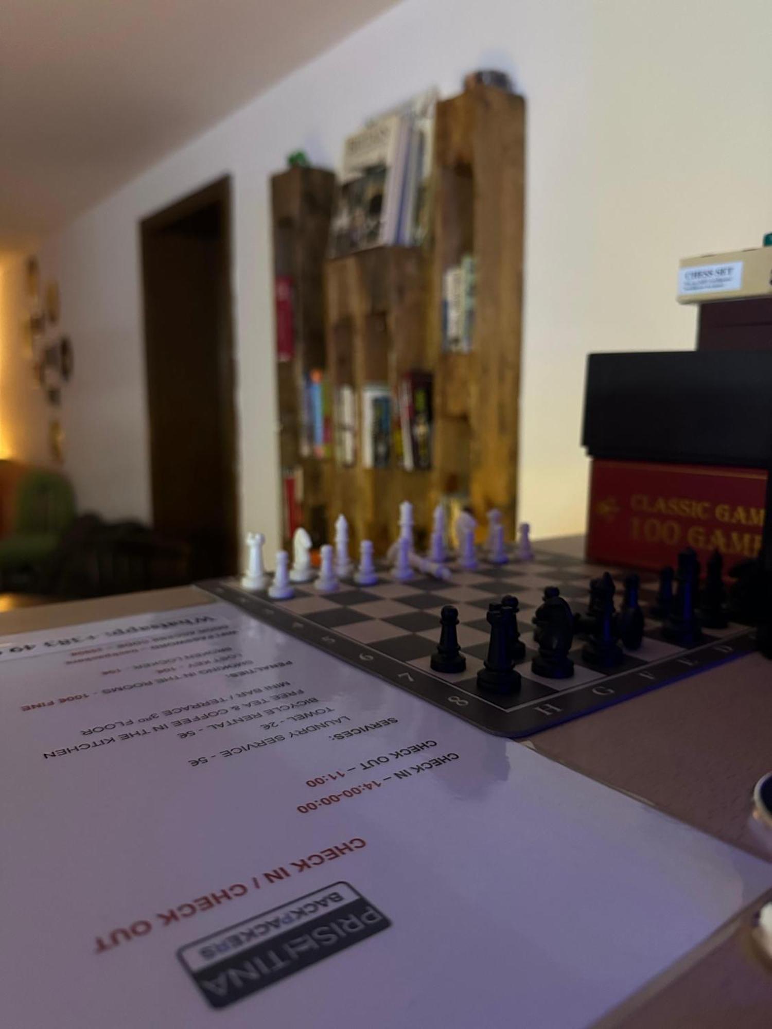 Hostel Prishtina Backpackers Приштина Екстер'єр фото
