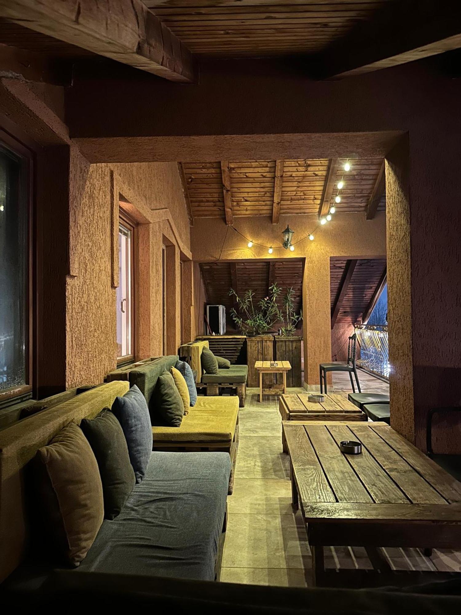 Hostel Prishtina Backpackers Приштина Екстер'єр фото